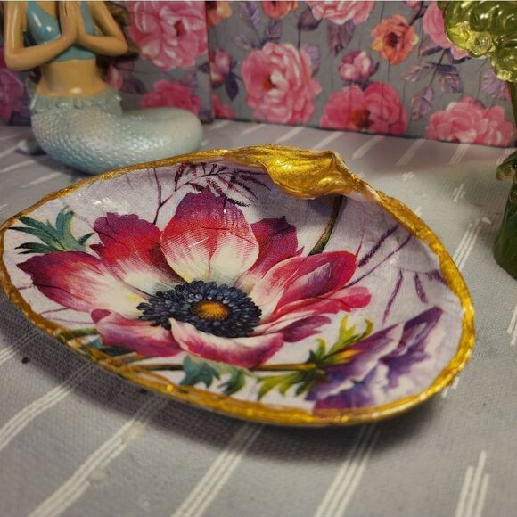 DECOUPAGE CLAM SHELL DECOUPAGE FLOWERS TRINKET DISH - Picture 6 of 8
